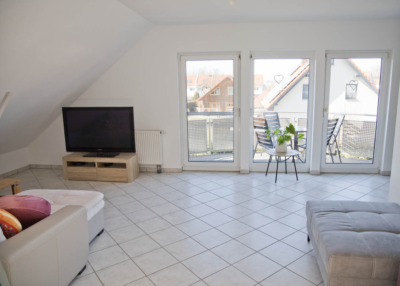 Ferienwohnung Knetzgau Wohnzimmer 1.jpg